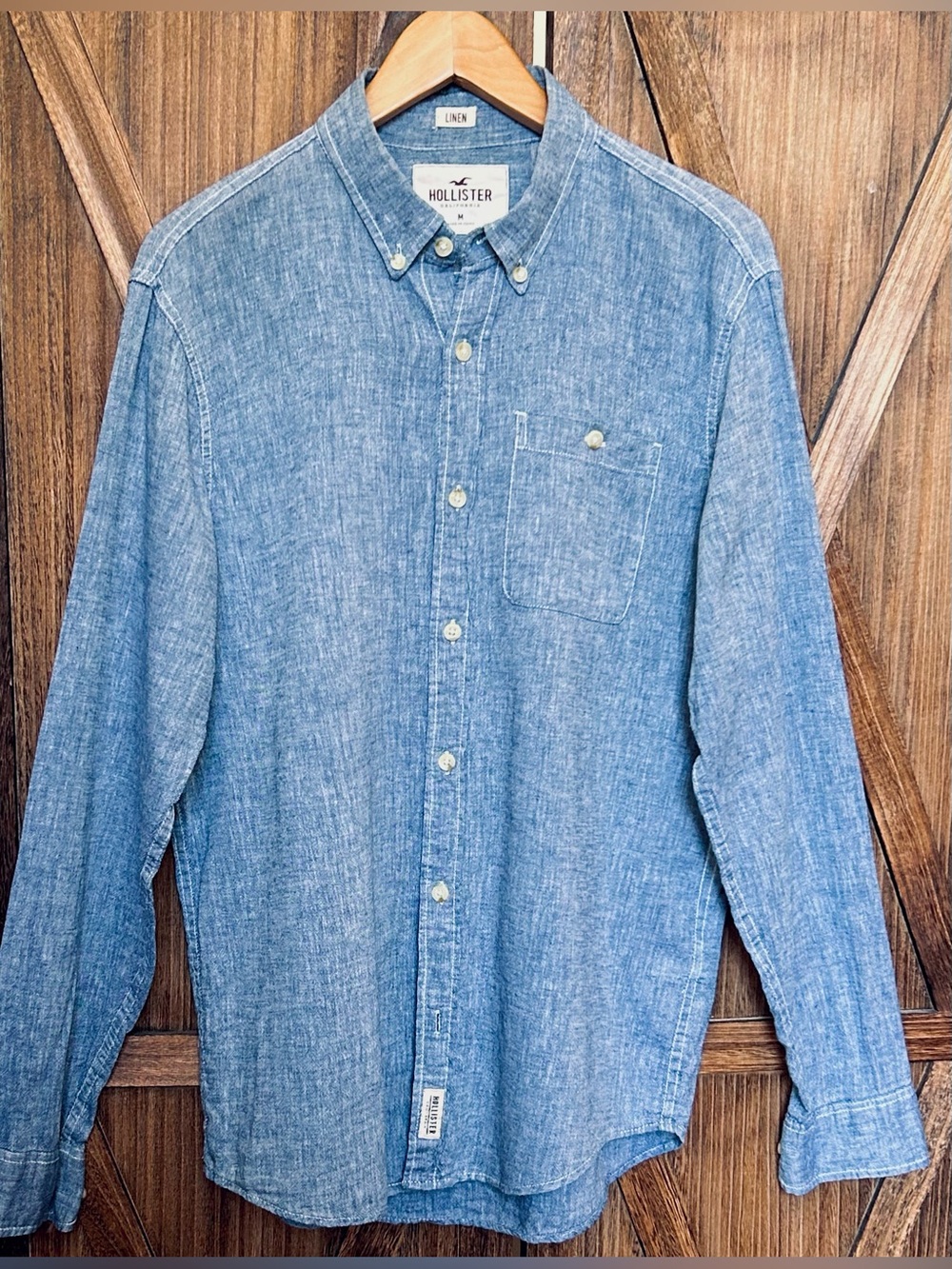 Hollister Men's M LINEN Chambray Button-Up Shirt